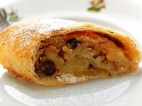 Strudel cu mere, scortisoara si migdale